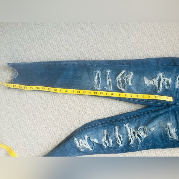 American Eagle skinny distressed jean - Picture 2 of 7